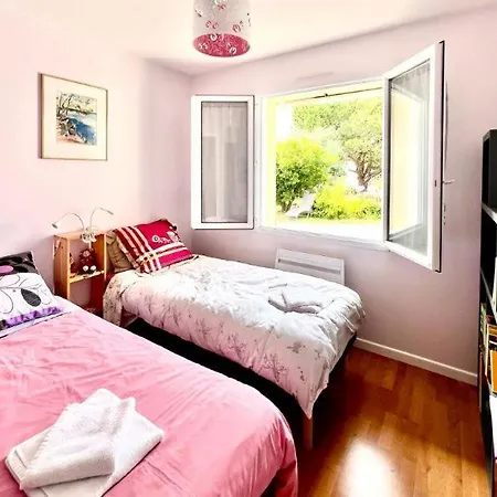 Location Saisonniere Plain-pied 4 A 6 Pers Prefailles, 100m De La Holiday home