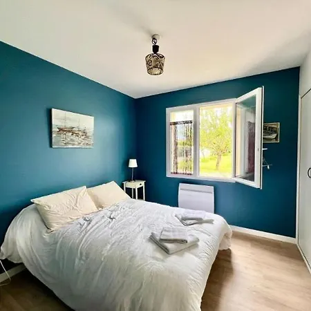 Vakantiehuis Location Saisonniere Plain-pied 4 A 6 Pers Prefailles, 100m De La *