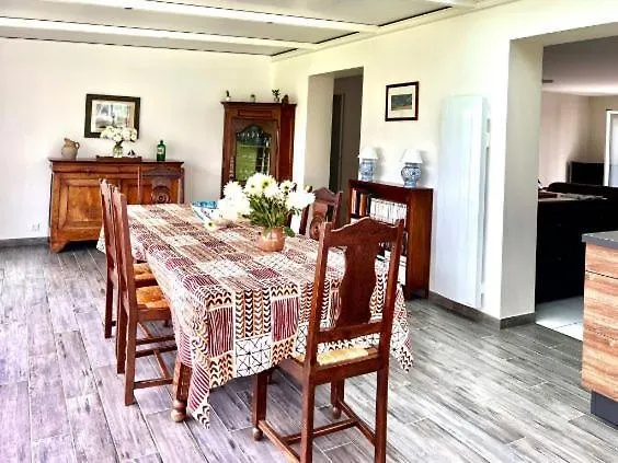 Location Saisonniere Plain-pied 4 A 6 Pers Prefailles, 100m De La Prefailles