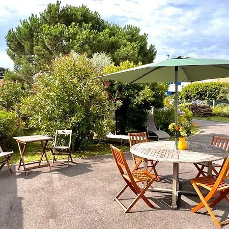 Location Saisonniere Plain-pied 4 A 6 Pers Prefailles, 100m De La Сasa de vacaciones