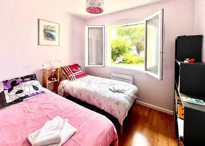 Location Saisonnière Plain-pied 4 à 6 Pers Prefailles, 100m De La Casa vacanze